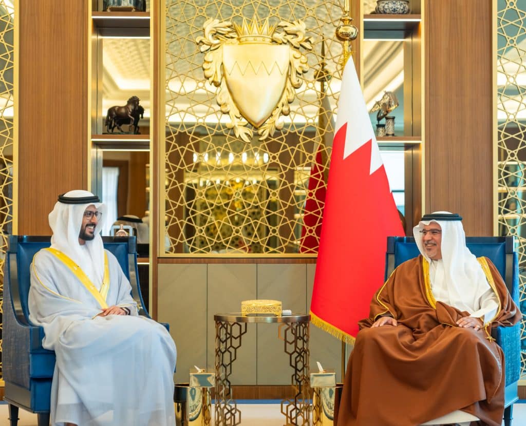 تأكيد عمق العلاقات بين البحرين والإمارات من قبل ولي العهد البحريني