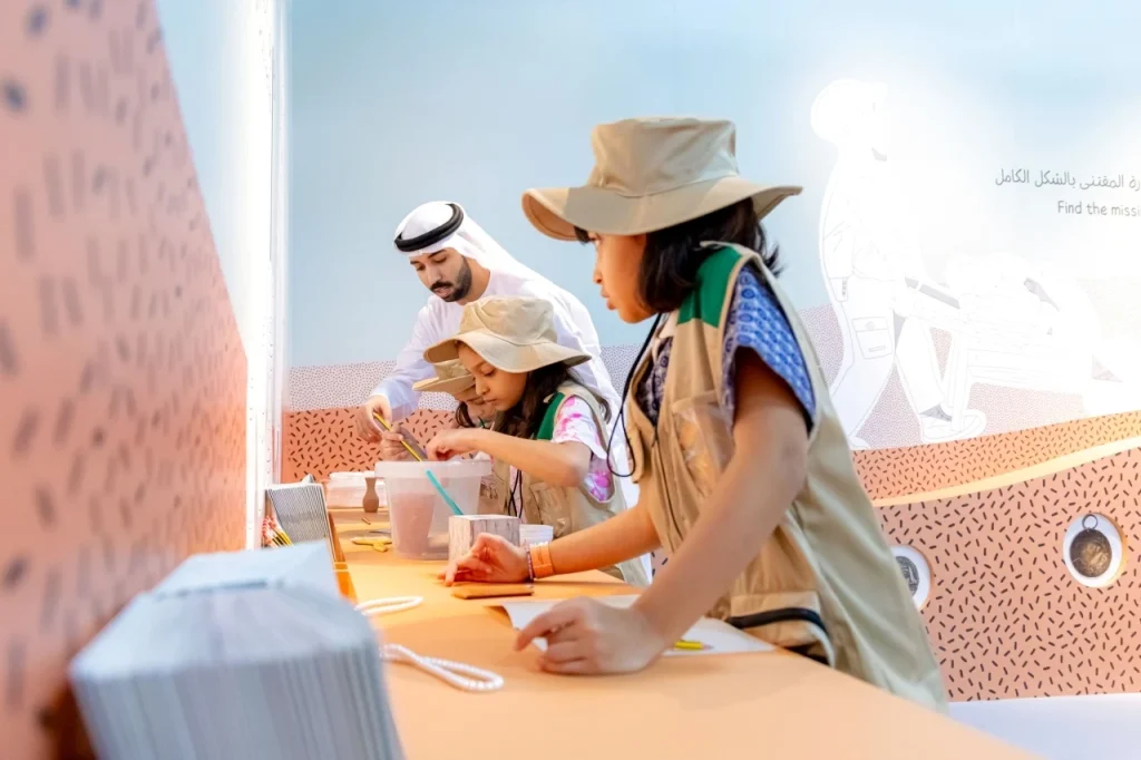 رحلة الاستكشافات: مغامرة تفاعلية للأطفال في متحف الشارقة للآثار