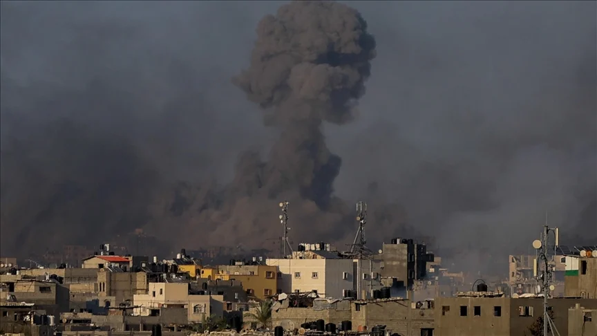 عاجل .. استشهاد 4 فلسطينيين في غارة إسرائيلية على منزل جنوبي غزة