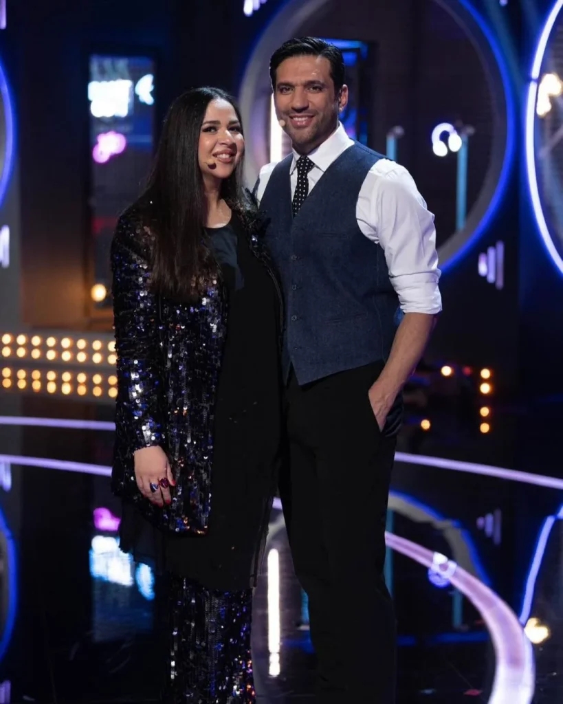 حسن وإيمي الرداد يصدمون الجمهور بطريقة إعلان مبتكرة عن مسرحيتهما الجديدة "التلفزيون"! في خطوة غير مسبوقة،