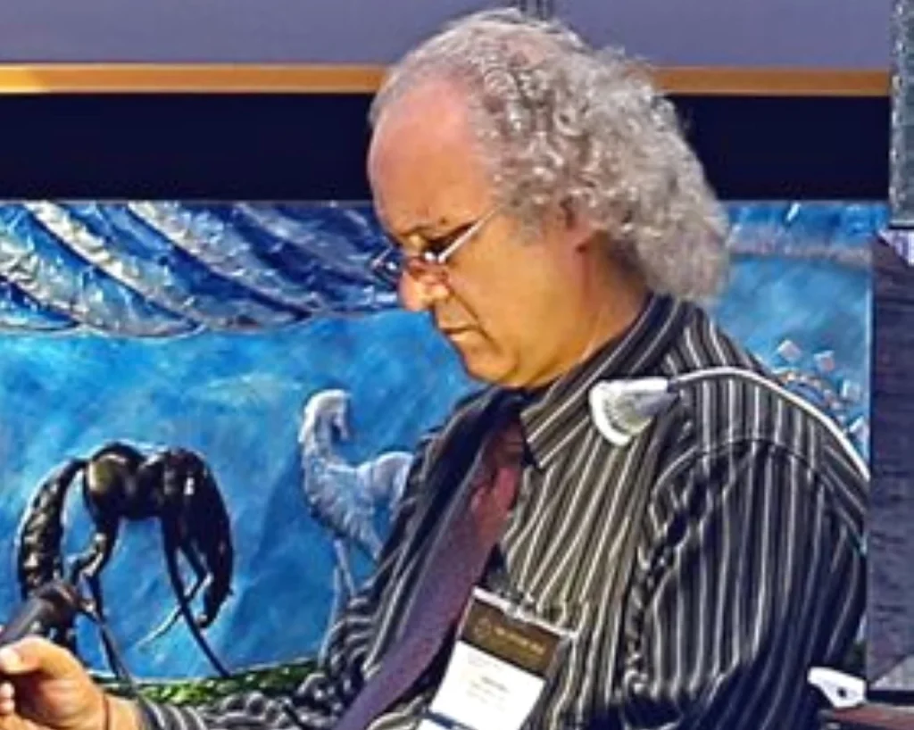 عباس صابري.. يربط بين الفن والعمارة لخلق مساحات ملهمة