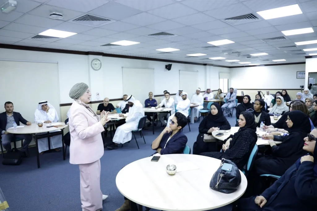 تعزيز قدرة الأفراد والمؤسسات على إدارة الأزمات في ورشة عمل متخصصة