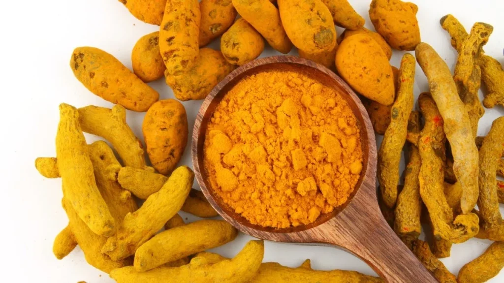 فوائد الكركم: التوابل الذهبية ذات الخصائص العلاجية