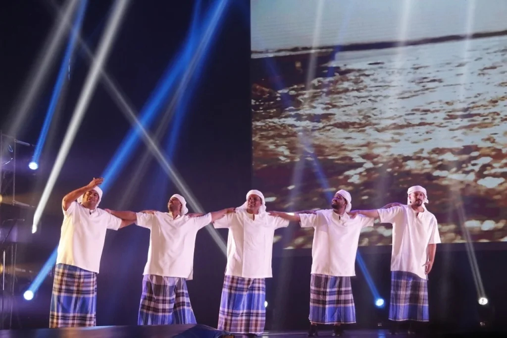 الإمارات تكتسح مهرجان الرقص الشعبي الدولي بفيتنام وتفوز بالفضية