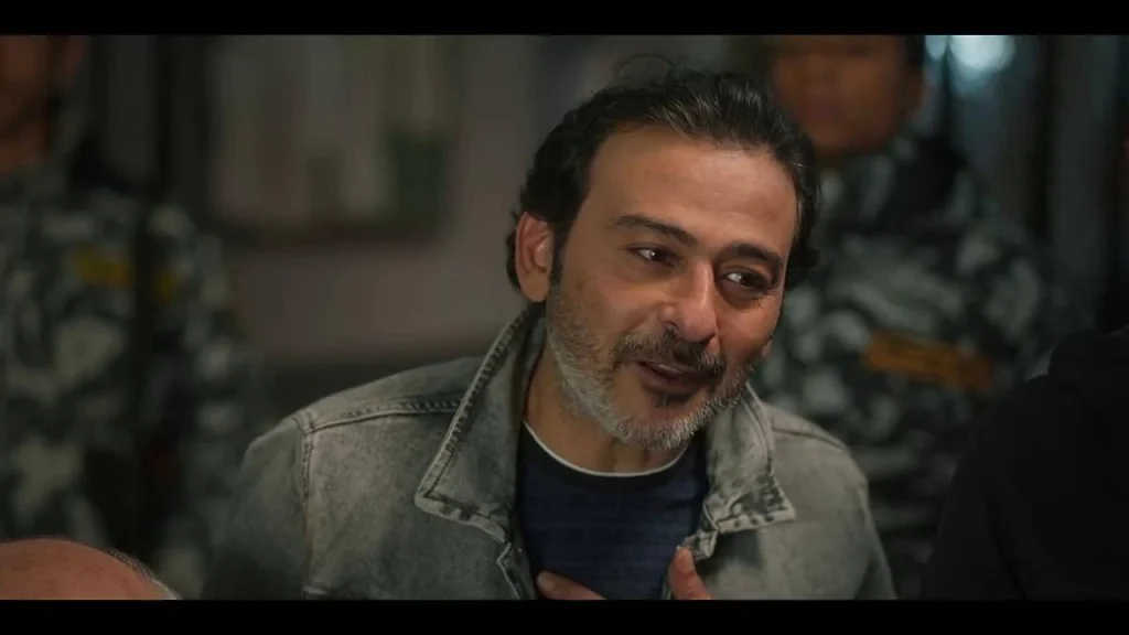 أحمد عزمي يواجه صعوبات في العثور على عمل في مصر