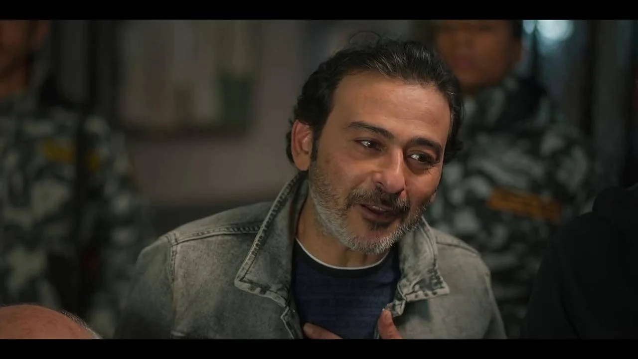 أحمد عزمي يواجه صعوبات في العثور على عمل في مصر