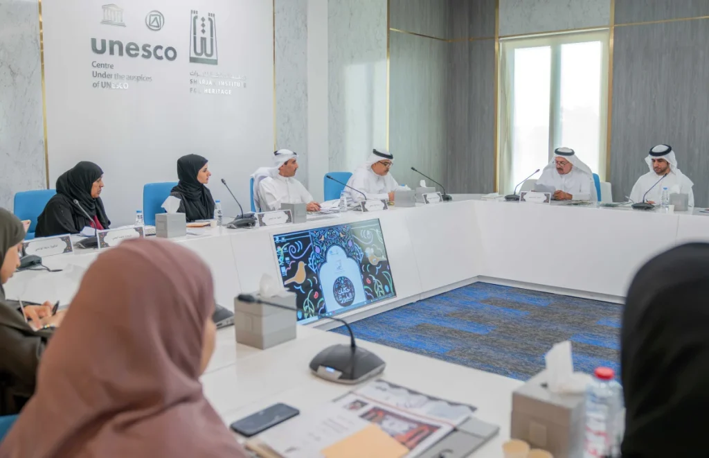 الإمارات تحتفي بطيورها: تراث عريق وحضارة مزدهرة