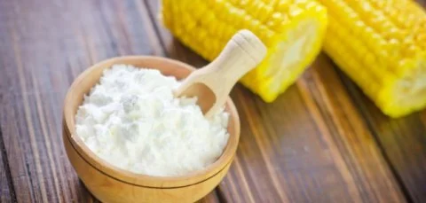 ماء الذرة: سر جمال طبيعي لبشرة نضرة ومشرقة