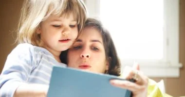 تربية الأبناء: تحديات العصر وطرق مواجهتها