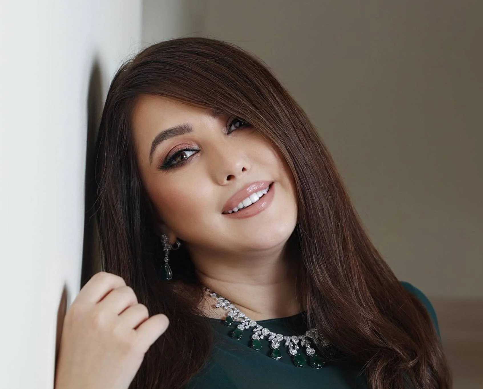 كندة علوش تكشف عن صراعها مع السرطان ودعم زوجها عمرو يوسف.. قصة ملهمة عن القوة والإيجابية