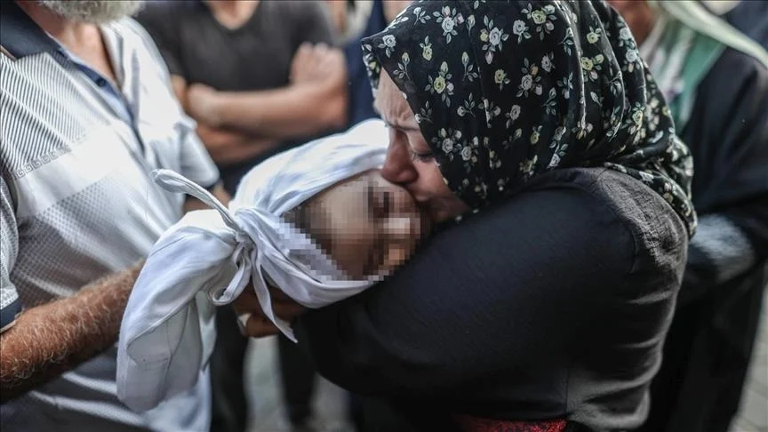 استشهاد 4 فلسطينيين بقصف إسرائيل منزلا بمدينة غزة