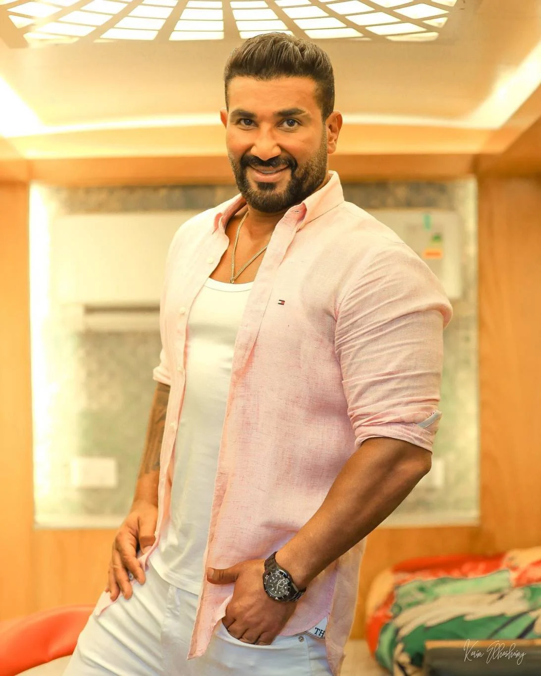 أحمد سعد يخضع لجراحة معقدة ويبعد عن الساحة الفنية مؤقتًا