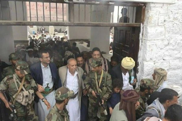 الحوثيون يغلقون عشرات المراكز الدينية في اليمن