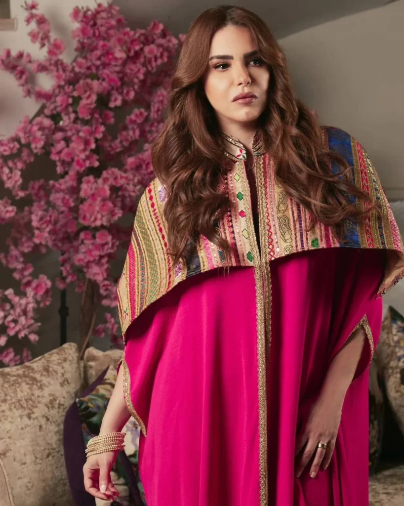 دنيا عبد العزيز تحتفل بقدوم مولودتها الأولى وتختار لها هذا الاسم 