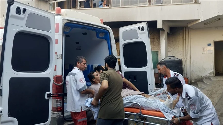 مسيرة إسرائيلية تطلق النار تجاه سيارة إسعاف بمدينة غزة