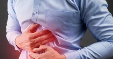 وداعًا للحموضة: اكتشف أفضل الأطعمة لعلاجها