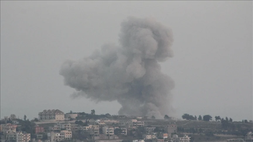 عاجل .. 7 شهداء و3 جرحى بغارات إسرائيلية شرق وجنوب لبنان