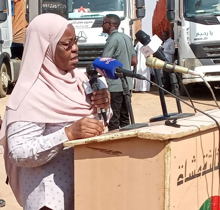 سلوى آدم بنية تؤكد على حيادية المساعدات الإنسانية في السودان