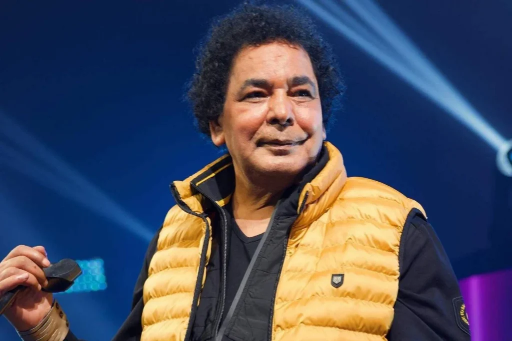 محمد منير يعود للمستشفى: صحة النجم الكبير تثير القلق مجدداً