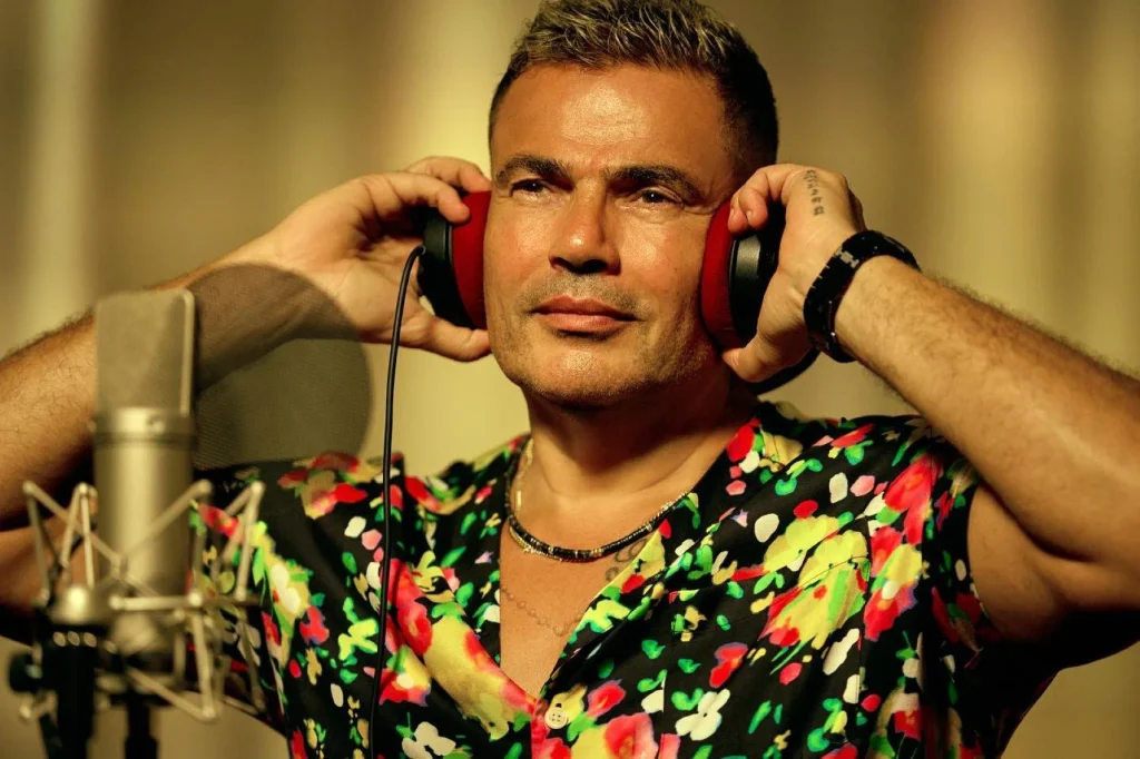 تفاصيل جديدة في قضية صفع عمرو دياب شاباً