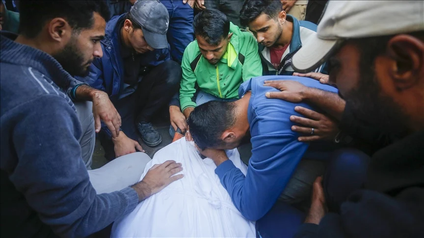 عاجل .. استشهاد 11 فلسطينيا بغارات إسرائيلية متواصلة