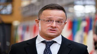 هنغاريا تكشف عن تفاصيل صادمة لعقوبات الاتحاد الأوروبي الجديدة ضد روسيا