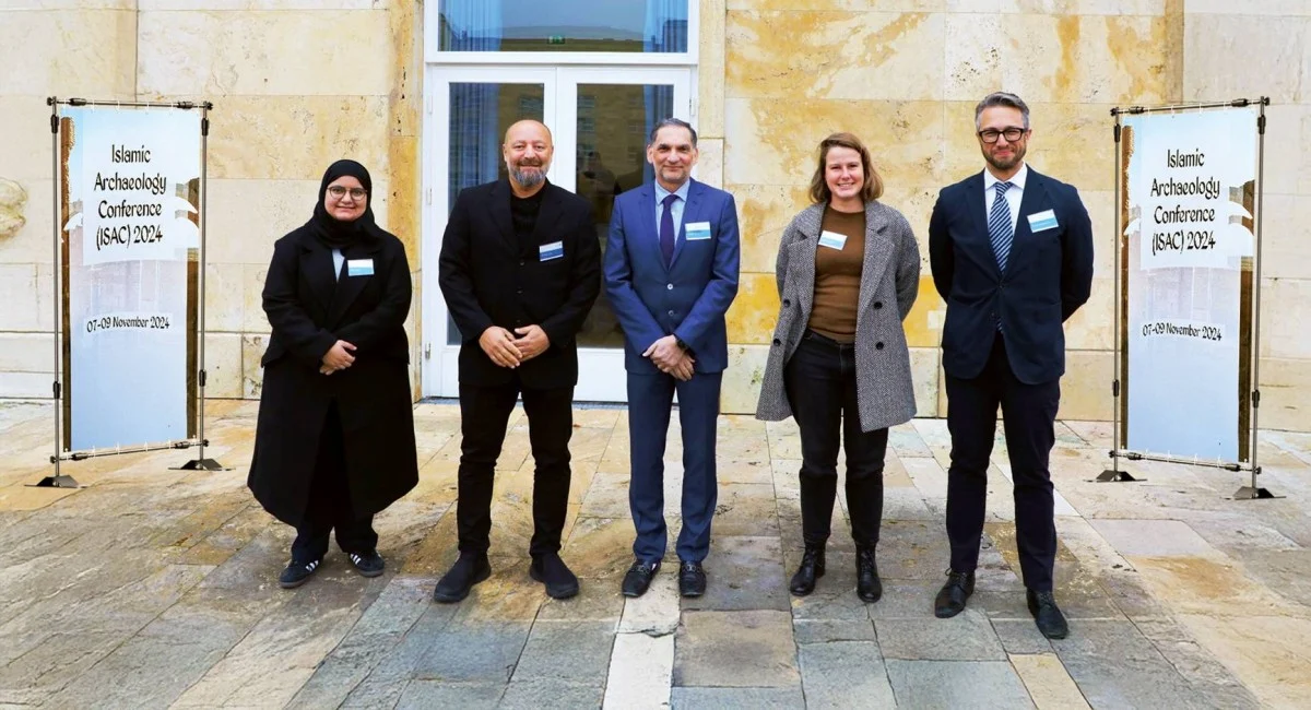 دبي تستعرض تاريخها العريق في مؤتمرات عالمية