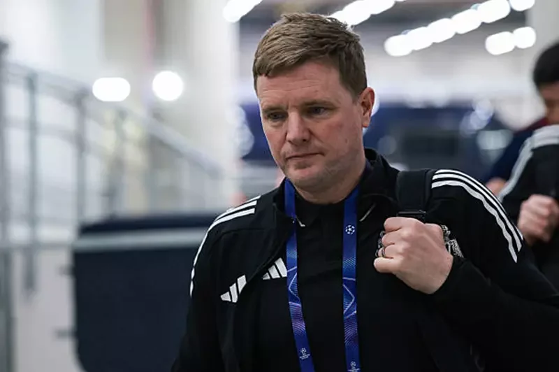 مدرب نيوكاسل: من الصعب اللعب أمام برشلونة، ولم ندافع بشكل جيد 