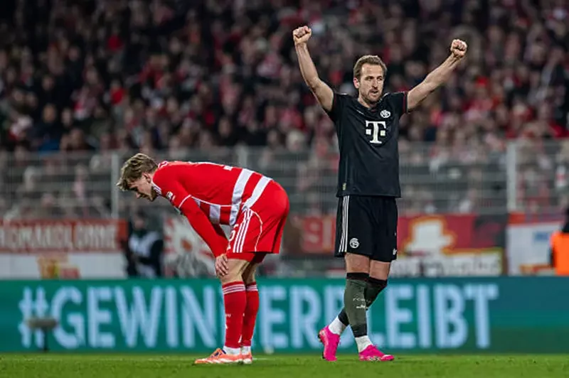 في ظل غياب مبابي.. الحذاء الذهبي يبتسم لهاري كين بعد تألقه مع بايرن ميونخ 