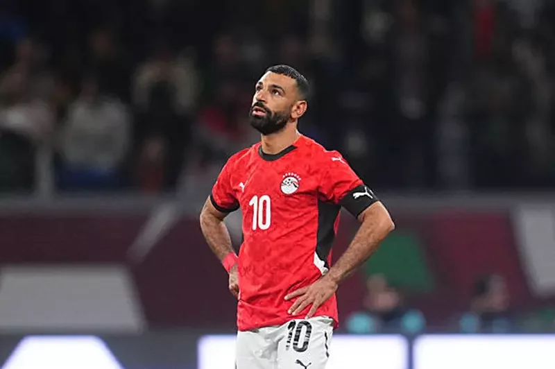 إبراهيم حسن: محمد صلاح خارج معسكر المنتخب المصري بسبب الإصابة 