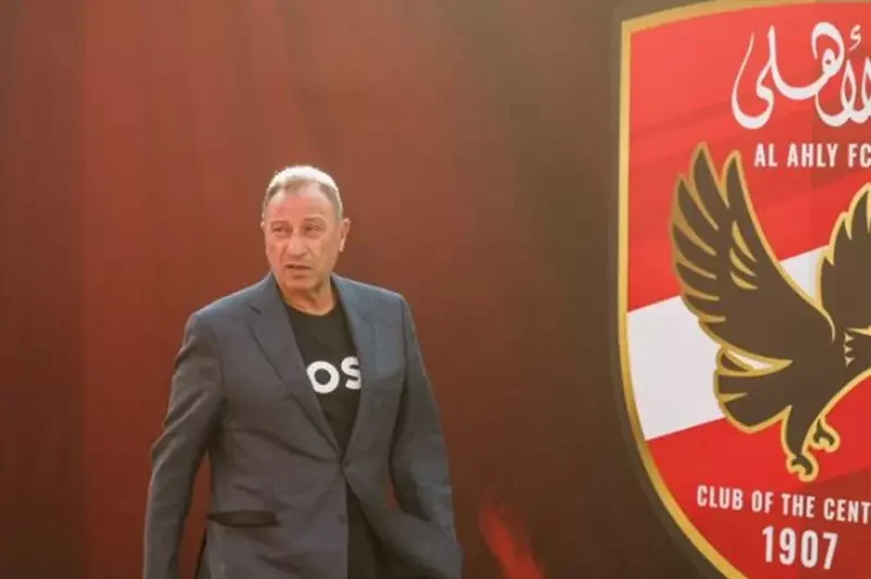 تخبطات إدارية من الخطيب أدت إلى تدمير الأهلي في فترة وجيزة 