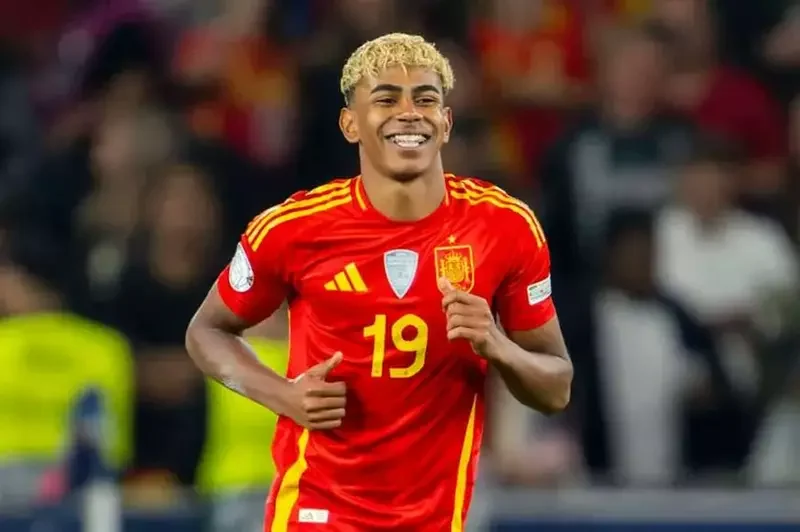 بعد طلب برشلونة.. تقرير: المنتخب الإسباني يحافظ على عدم إجهاد لامين يامال أمام مصر 