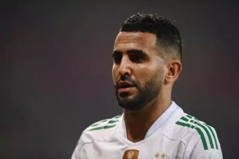 قبل اللقاء الودي مع أوروجواي.. محرز: نواصل العمل بجدية.. وروح الفريق هي أعظم ما نملك 